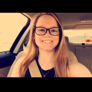 Meet your Posher, Chrissy